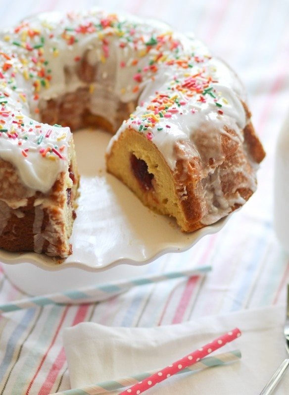 Bundt pans aren't just meant for cakes. Try making these 16 scrumptious