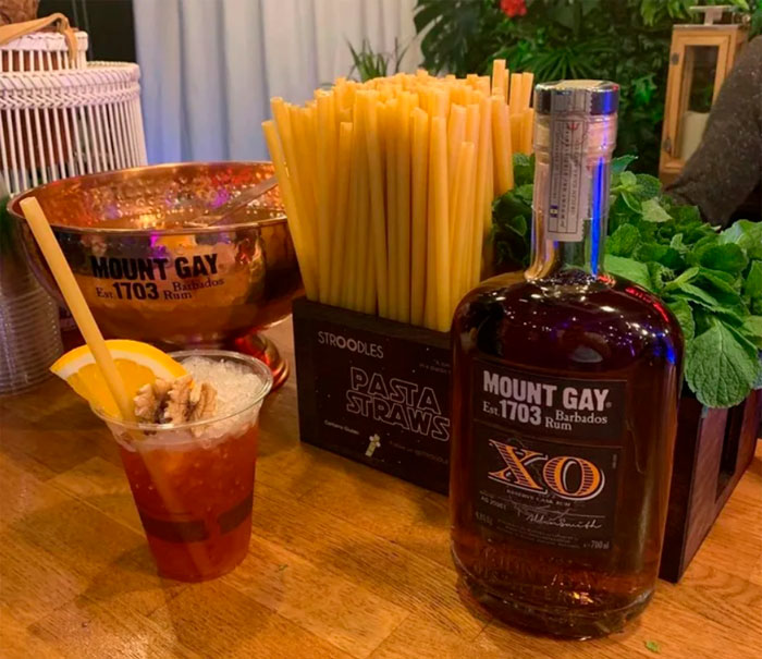 Bars in Italy are pioneering the use of pasta straws to reduce plastic