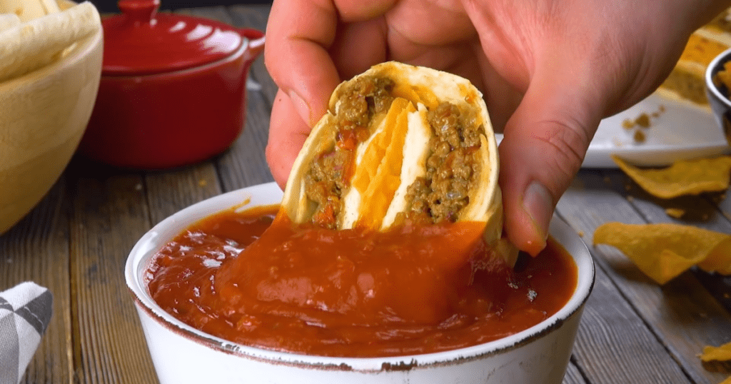 Bundt pans aren’t just for sweets! Fill it w/ tortillas & cheese for