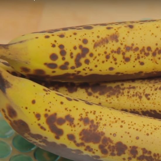 5 of the easiest ways to use overripe bananas