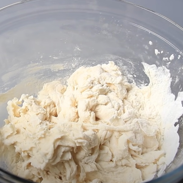 Combine baking soda with green onions for delicious breakfast idea